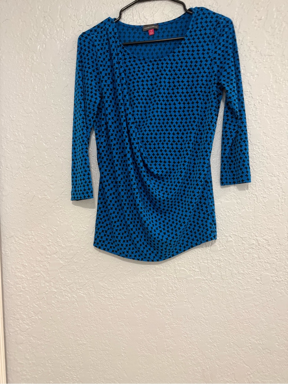 Vince Camuto Blue and Black Geometric Draped Long Sleeve Top